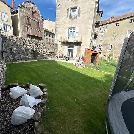 Chez Louis Apartament *